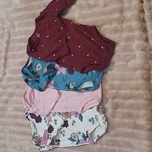 Carter's - Set of 4 Baby Girl Bodysuits